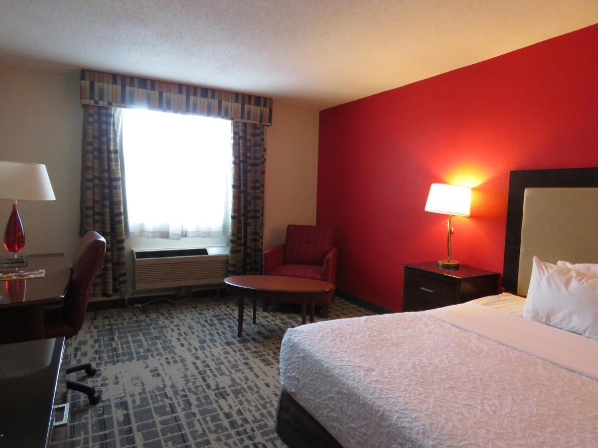 American Inn & Suites Ferndale Exteriér fotografie